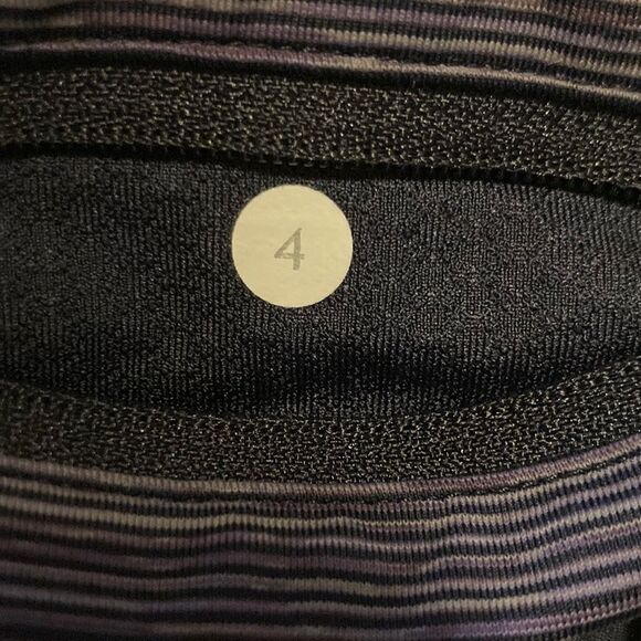 LULULEMON Run: Inspire Crop II Wee Are From Space Deep Indigo Leggings Size 4 - Picture 4 of 14